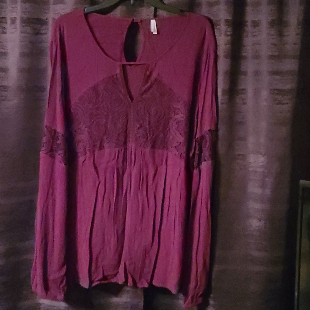 Long sleeve top